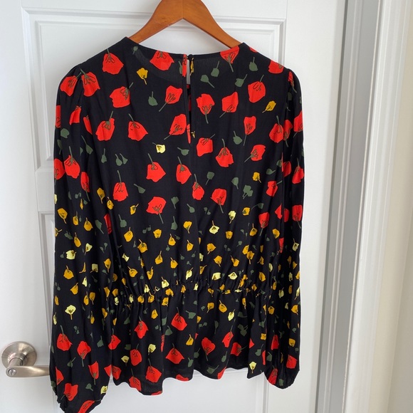 Vibrant Floral Blouse - Size Medium - Picture 4 of 7